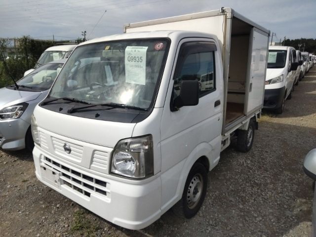 9935 Nissan Clipper truck DR16T 2015 г. (LUM Tokyo Nyusatsu)